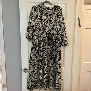 Floral tie waist dress